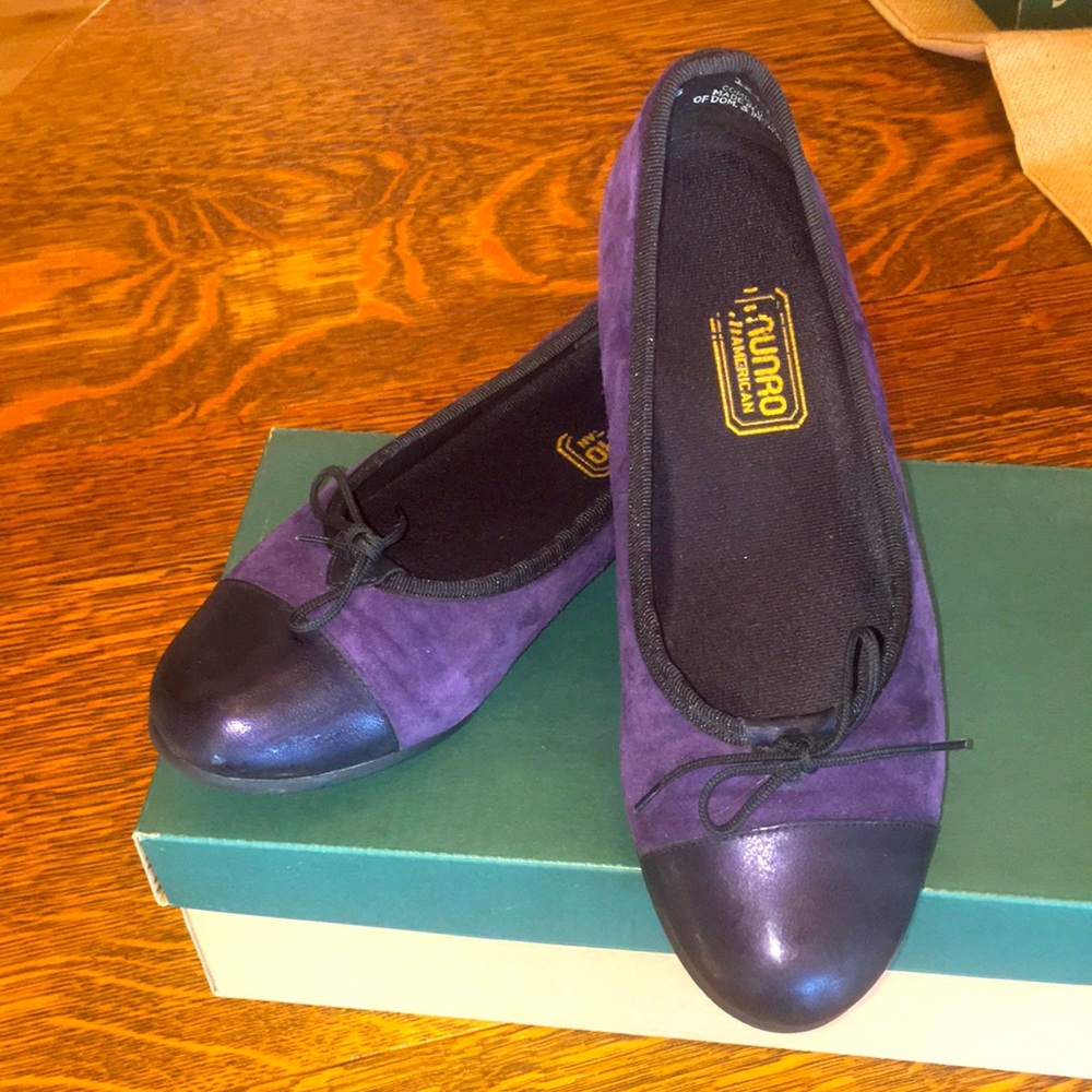Munro Purple Suede and Black Leather Cap-Toe Ballet Flats